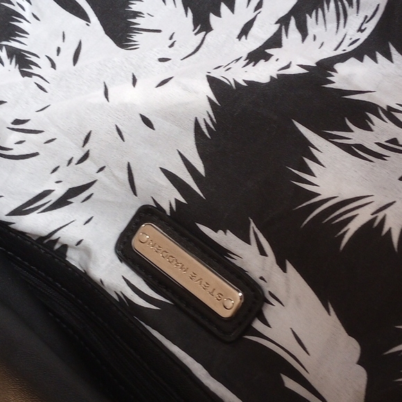 Steve Madden leather Purse - Picture 8 of 14